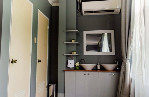 Plaridel Hotel | Hotel Bijoux