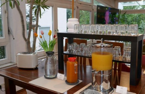 Backnang Hotel | Hotel Bitzer Backnang Zentrum 24h Check In Frühstück zubuchbar gratis Parkplätze