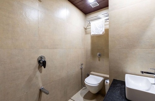 Kurla West Hotel | Hotel BKC Suite