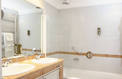 Olewig Hotel | Hotel Blesius Garten