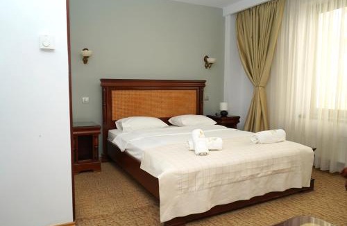 Sector 3 Hotel | Hotel Bliss