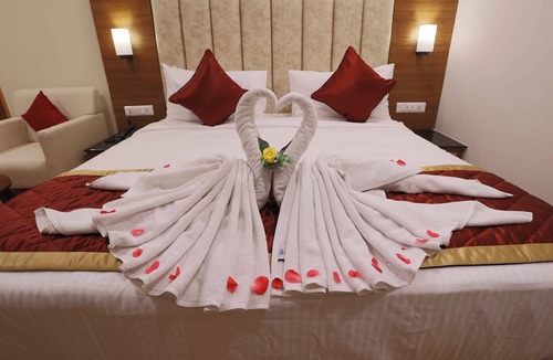 Palayankottai Hotel | HOTEL BLUEMOON