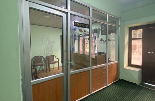 Shargole House | Hotel Border View