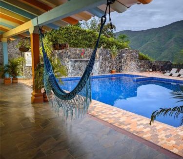 Otrabanda Hotel | Hotel Bosque Blue
