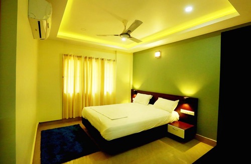 Kuppaayil Hotel | Hotel Brahmaputhra
