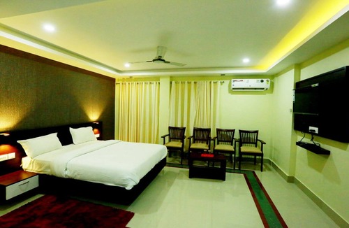 Kuppaayil Hotel | Hotel Brahmaputhra