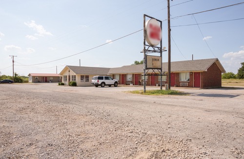 Breckenridge Hotel | Hotel Breckenridge TX Hubbard Creek Lake