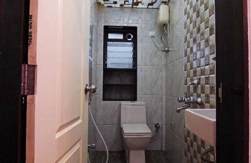 Girgaon Hotel | Hotel Briteway