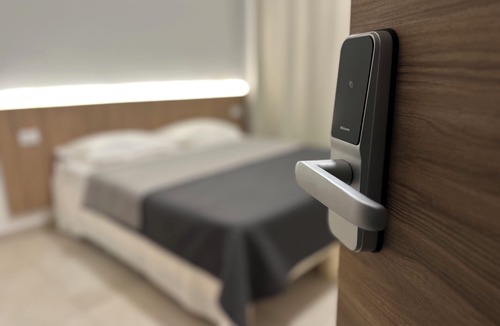 Dergano Hotel | Hotel Brivio