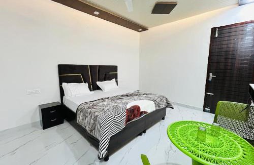 Panchkula Urban Estate Hotel | Hotel Bro