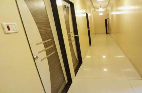 Wellington Pier Hotel | Hotel Broadway Colaba