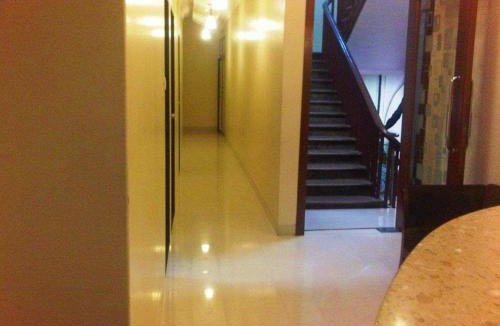 Wellington Pier Hotel | Hotel Broadway Colaba