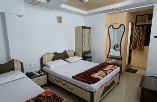 Wellington Pier Hotel | Hotel Broadway