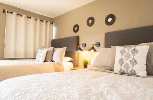 La Capilla Hotel | Hotel bugambilias