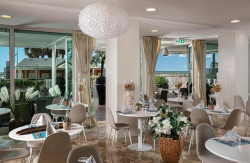 Alba Hotel | Hotel Ca' Bianca