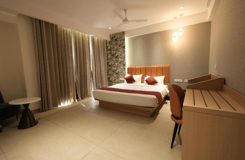 Saibaba Colony Hotel | Hotel Cachet
