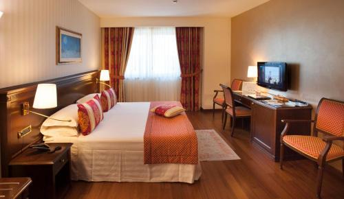 Langhe and Roero Hotel | Hotel Calissano