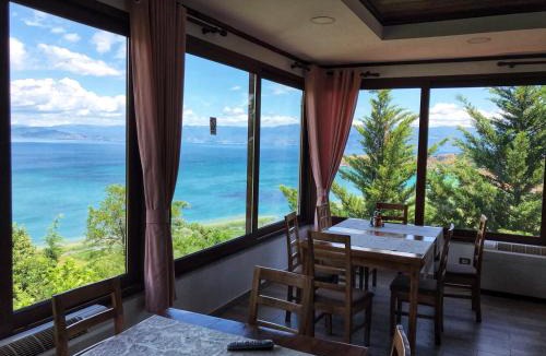 Udenisht Hotel | Hotel Camping Lin