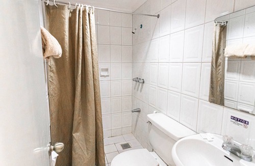 Downtown Tacloban Hotel | Hotel Canelsa