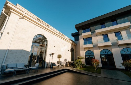 Bacau Hotel | Hotel Caprice