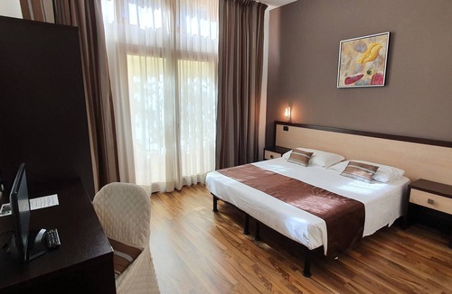 Vicopelago Hotel | Hotel Carignano