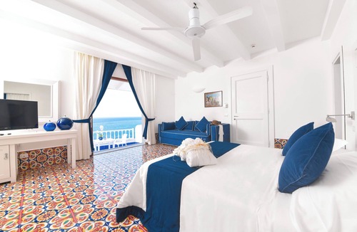 Sant'Angelo Hotel | Hotel Casa Celestino