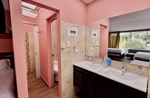 Chia Hotel | HOTEL CASA IRIS