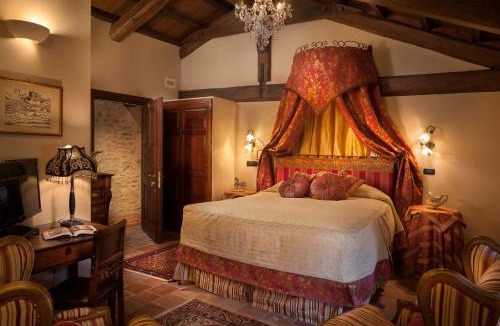 Sinio Hotel | Hotel Castello Di Sinio