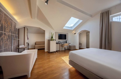 L'Aquila Hotel | Hotel Castello