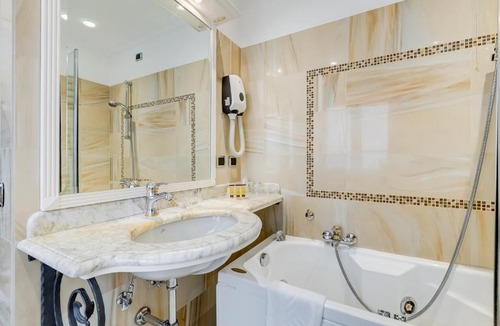 Repubblica Hotel | Hotel Cellini