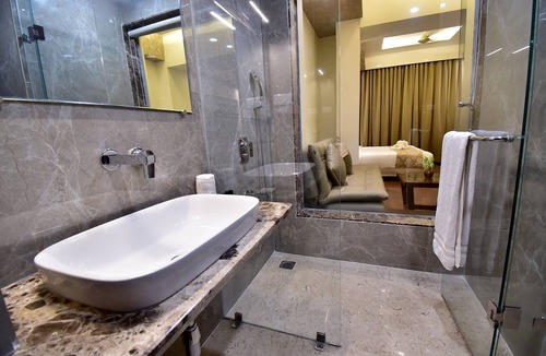 Gwalior Hotel | HOTEL CENTELLA