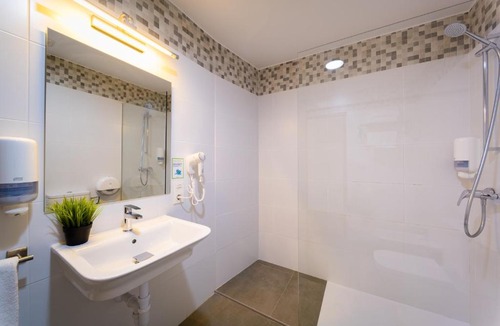 Ensanche Hotel | Hotel Centro Vitoria AutoCheckIn