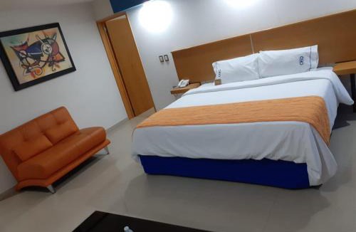 Camelinas Hotel | Hotel CEO