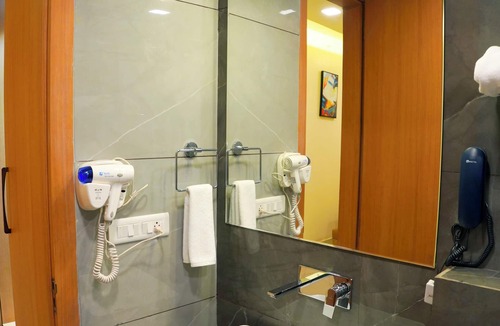 Bareilly Hotel | Hotel Cheer Royale
