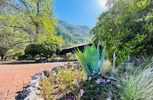 San Pedro Garza Garcia Hotel | Hotel Chipinque