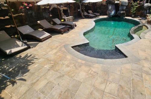 Lovina Hotel | Hotel Chonos