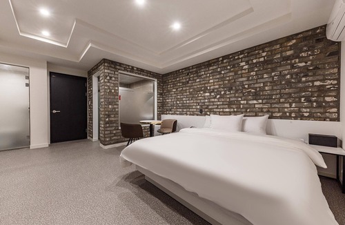 Sacheon Hotel | Hotel Classic Sacheon