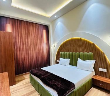 Amritsar Hotel | Hotel Cloud 9