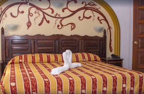 Manzanillo Hotel | Hotel Colonial