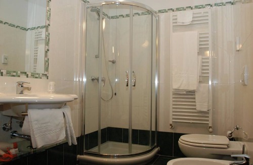 Montecchio Emilia Hotel | Hotel Conte Verde