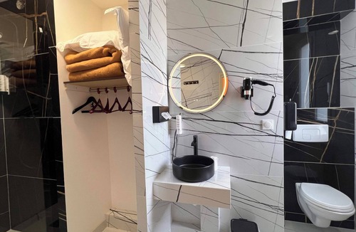 Vierzon Hotel | Hotel Continental - Contact Hotel