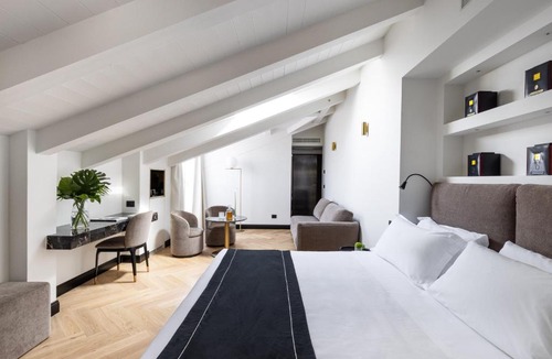 Trieste Old Town Hotel | Hotel Continentale