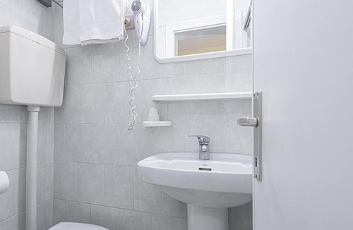 San Giuliano a Mare Hotel | Hotel Corinna