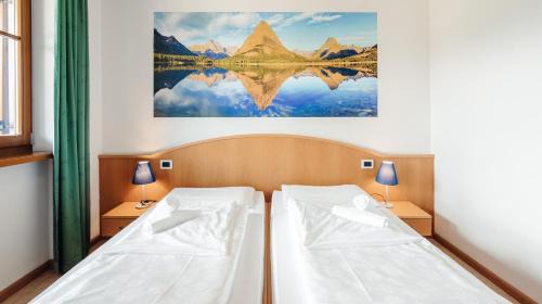 Nova Ponente Hotel | Hotel Corno Bianco