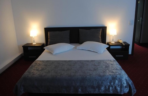 Drobeta-Turnu Severin Hotel | Hotel Corona