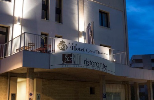 Cavriago Hotel | Hotel Corte Business