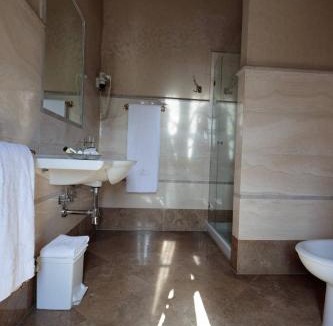 Caprafico Hotel | Hotel Corte dei Tini