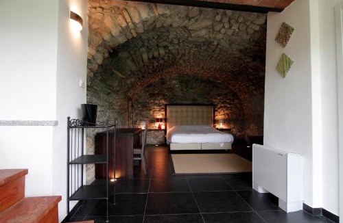 San Fedele Intelvi Hotel | Hotel Corte Santa Libera
