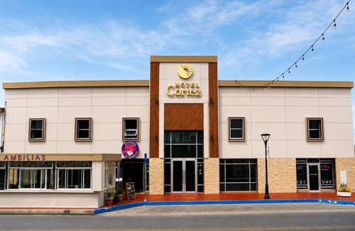 Zona Centro Hotel | Hotel Cortez Baja Inn, Ensenada