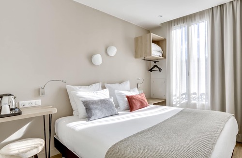 Cœur de Ville Hotel | Hotel Courseine